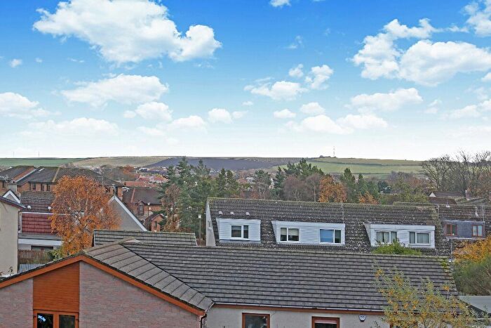 2 Bedroom Flat To Rent In Rothesay Place, Musselburgh, East Lothian, EH21