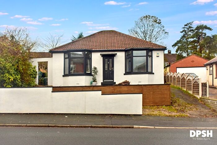 3 Bedroom Detached Bungalow For Sale In Butt Lane, Leeds, LS12