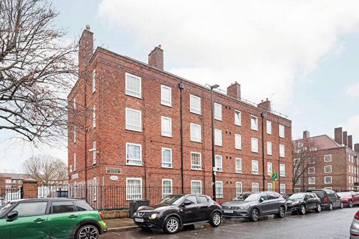 4 Bedroom Flat For Sale In Teale Street, Tower Hamlets, London, E2