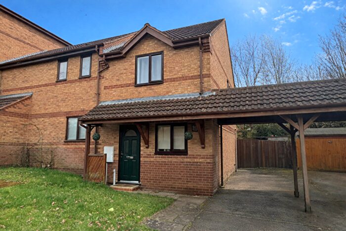 2 Bedroom End Of Terrace House For Sale In Ericsson Close, Daventry, NN11