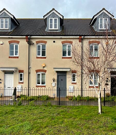 3 Bedroom Flat To Rent In Wingfield Drive, Orsett, Grays, RM16