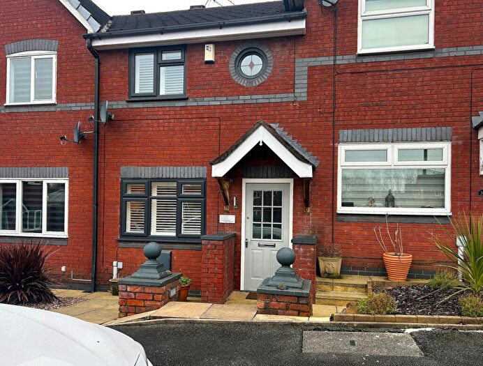 2 Bedroom Terraced House For Sale In Whiteoak View, Bolton, BL3
