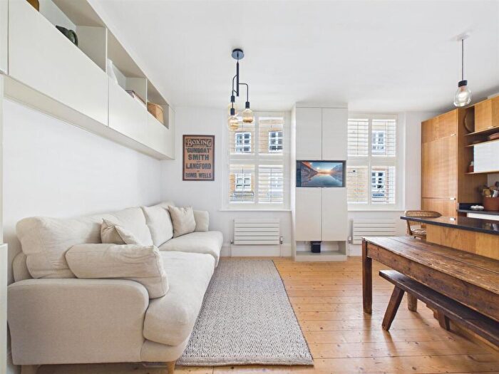 1 Bedroom Apartment To Rent In Cheshire Street, Shoreditch, London, E2