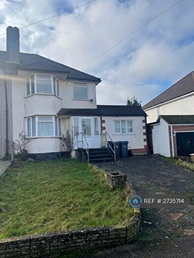 4 Bedroom Semi Detached House To Rent In Benhurst Gardens, South Croydon, CR2