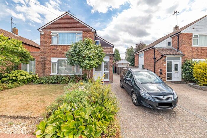 3 Bedroom Detached House For Sale In Barton Road, Canterbury, Kent, CT1