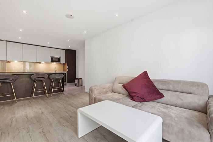 2 Bedroom Flat For Sale In Commander Avenue, London, NW9