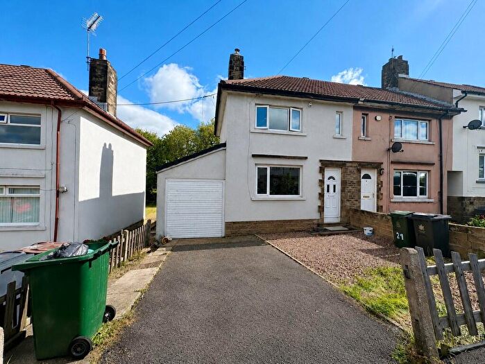 2 Bedroom Semi-Detached House To Rent In Prospect Grove, Shipley, BD18