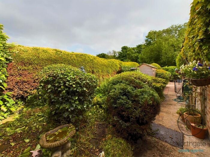 2 Bedroom Detached Bungalow For Sale In Clarence Green, Newton Aycliffe, DL5
