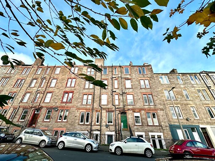 1 Bedroom Flat To Rent In Kings Road, Portobello, Edinburgh, EH15