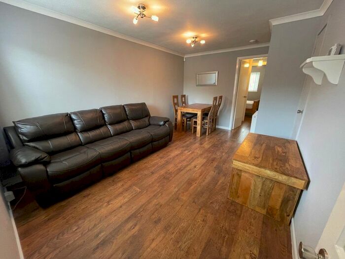 1 Bedroom Flat To Rent In Hillview Road, Peterculter, AB14