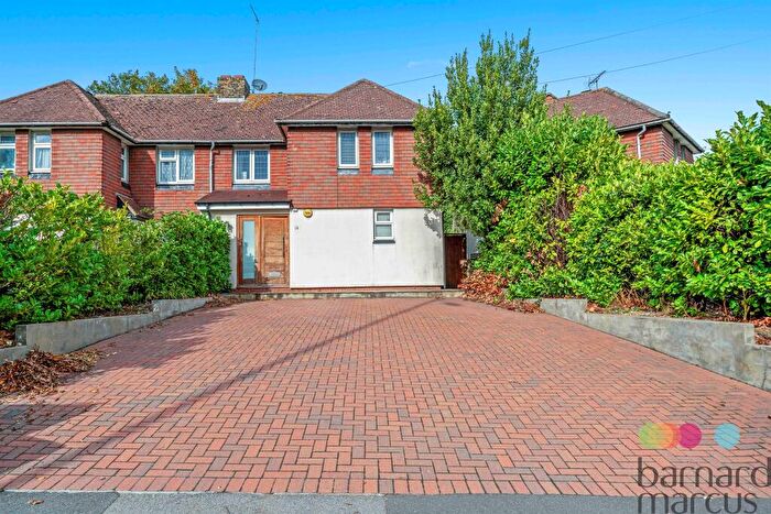 2 Bedroom Semi-Detached House For Sale In Coppetts Close, London, N12