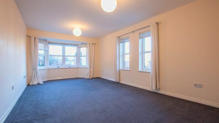 2 Bedroom Flat To Rent In The Archway, Little Hallfield Road, York, YO31