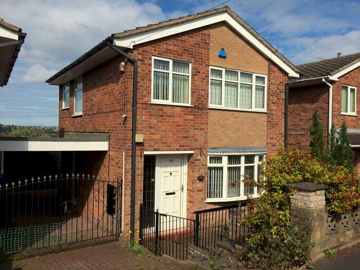 3 Bedroom Detached House To Rent In Caton Crescent, Milton, ST6