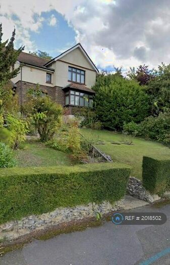 4 Bedroom Detached House To Rent In Brancaster Lane, Purley, CR8