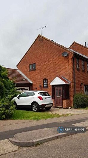 3 Bedroom End Of Terrace House To Rent In The Drakes, Shoeburyness, Southend-On-Sea, SS3