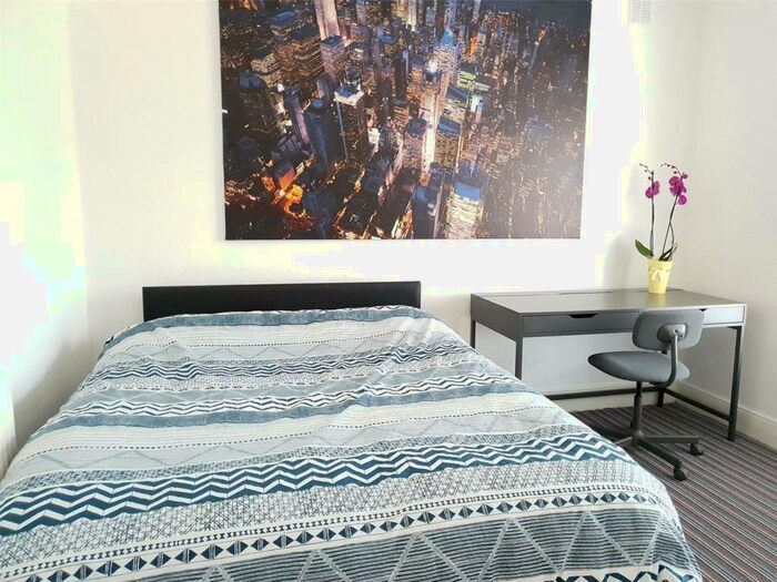 4 Bedroom House To Rent In Caernarfon Road, Bangor, Gwynedd, LL57