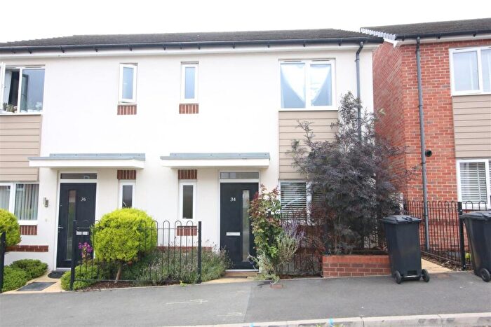 3 Bedroom Semi Detached House To Rent In Baker Street, Rugby, CV21