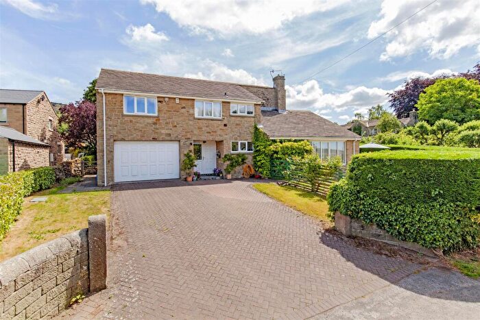 3 Bedroom Detached House For Sale In The Bent, Curbar, Hope Valley, S32