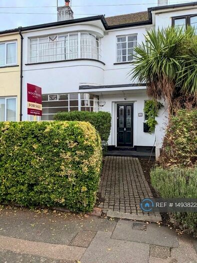 3 Bedroom Terraced House To Rent In Stonards Hill, Essex, IG10