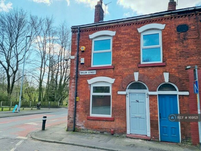 3 Bedroom End Of Terrace House To Rent In Taylor Street, Middleton, Manchester, M24