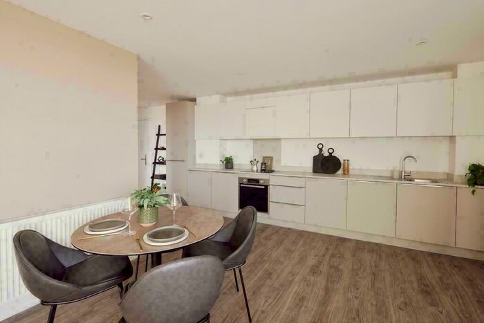 3 Bedroom Apartment To Rent In The Junction, Whitehall, Leeds, West Yorkshire, LS12