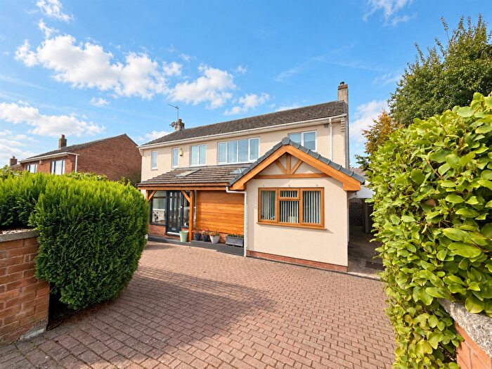 4 Bedroom Detached House For Sale In Crossley Drive, Heswall, Wirral, CH60