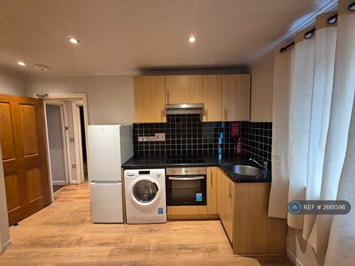 2 Bedroom Flat To Rent In Asplins Road, London, N17