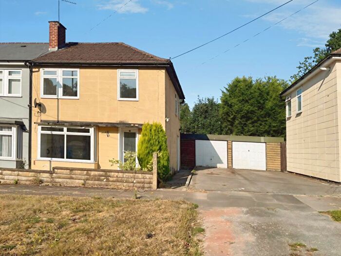3 Bedroom Semi Detached House For Sale In Marina Close, Canley, Coventry, West Midlands, CV4