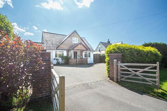 4 Bedroom Detached House For Sale In Hugletts Lane, Heathfield, TN21