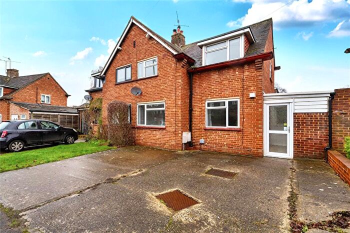 2 Bedroom Semi-Detached House To Rent In Cabell Road, Guildford, GU2