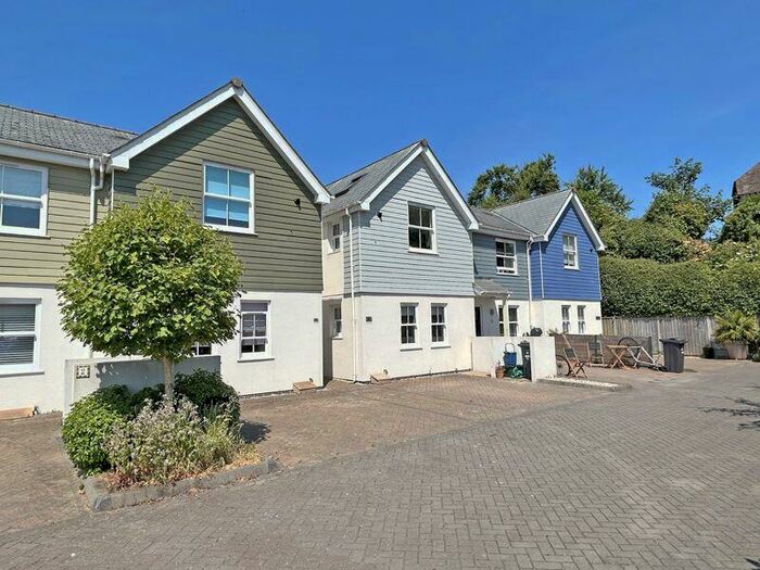 2 Bedroom End Of Terrace House To Rent In Winslade Road, Sidmouth, EX10