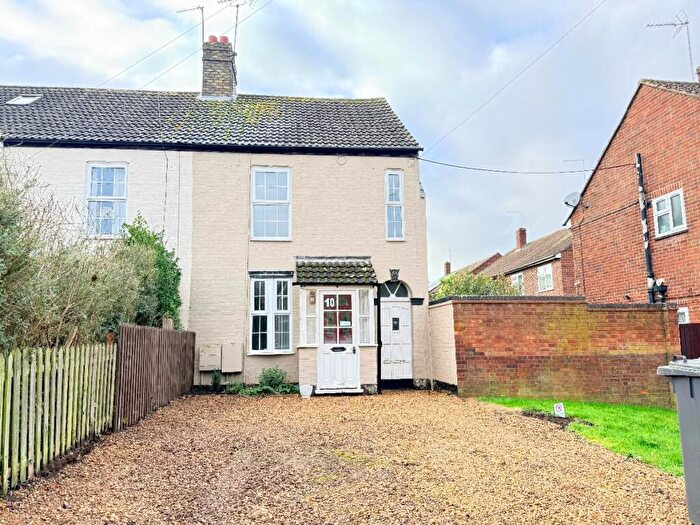 4 Bedroom Semi Detached House To Rent In Wharf Road, Peterborough, PE2