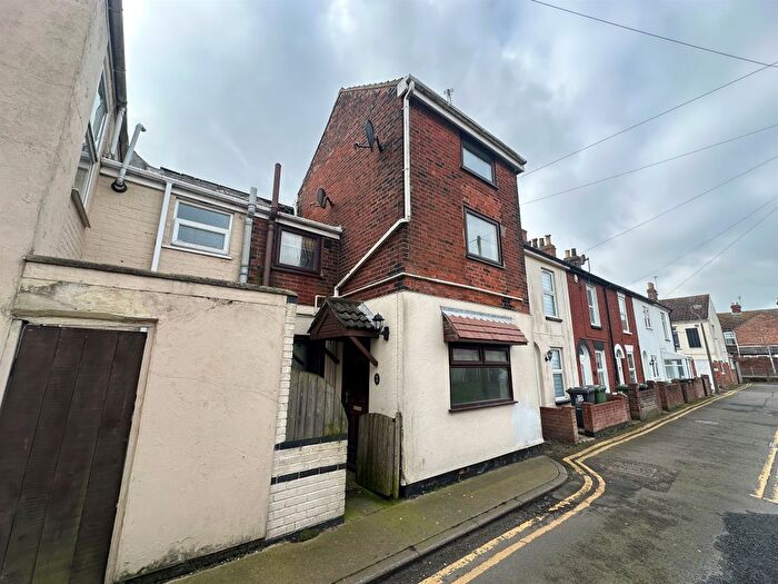 2 Bedroom End Of Terrace House For Sale In Nursery Terrace, Great Yarmouth, NR30