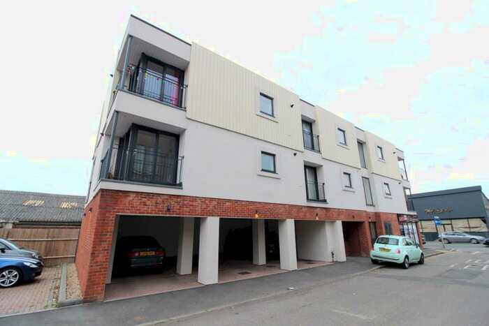 2 Bedroom Apartment To Rent In London Road, Hadleigh, Essex, SS7