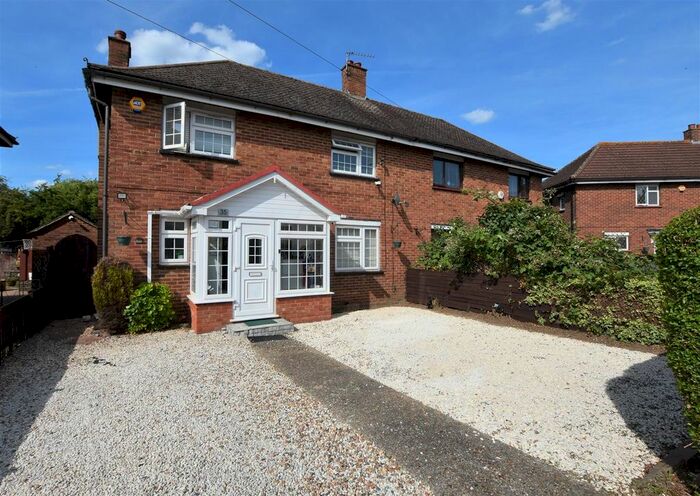 3 Bedroom Property To Rent In Almond Avenue, West Drayton, Middlesex, UB7