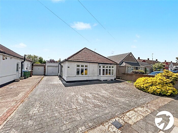 3 Bedroom Bungalow For Sale In Queenswood Road, Sidcup, Kent, DA15