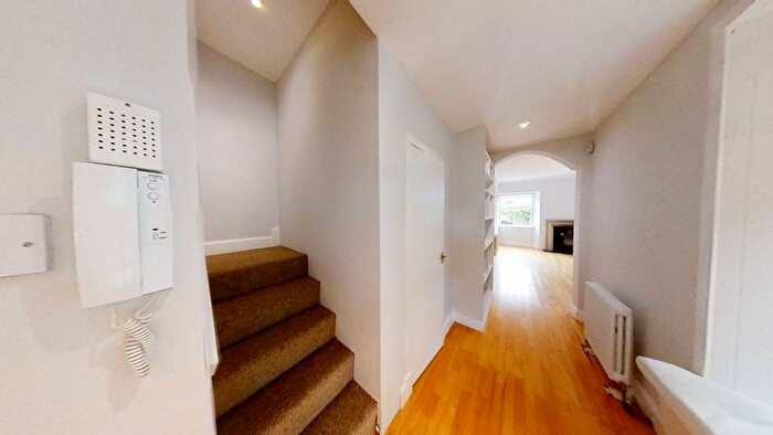 1 Bedroom Flat To Rent In Kirklee Terrace, Glasgow, Glasgow City, G12