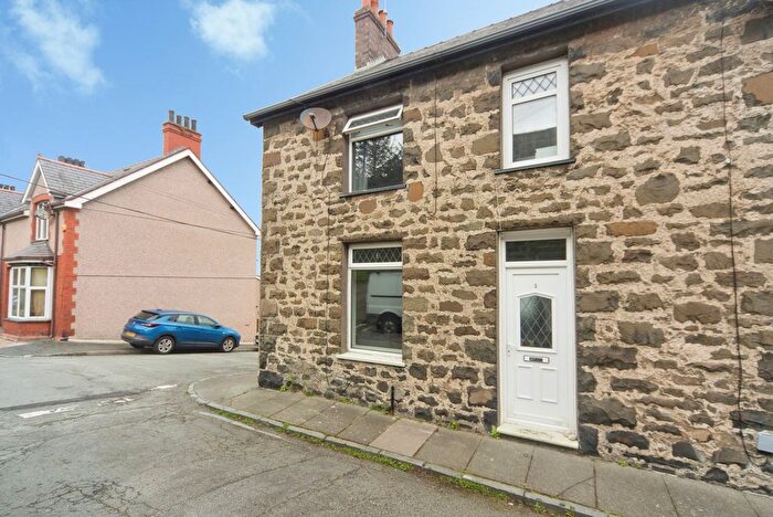 3 Bedroom End Terrace House For Sale In Erasmus Street, Penmaenmawr, Conwy, LL34