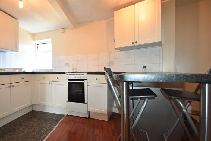 2 Bedroom Flat To Rent In Queen Street, Portsmouth, PO1