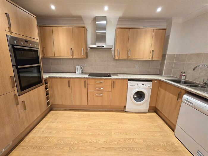 2 Bedroom Retirement Property For Sale In Malmesbury Road, Chippenham, SN15