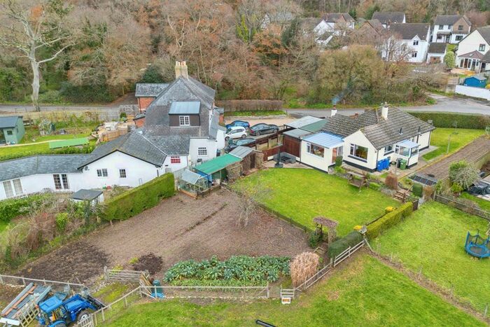 2 Bedroom Detached Bungalow For Sale In Higher Sandygate, Higher Sandygate, Newton Abbot, TQ12