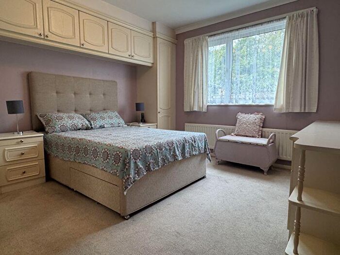 3 Bedroom Detached Bungalow For Sale In Northmoor Way, Northmoor, Wareham, BH20 - Photo 3