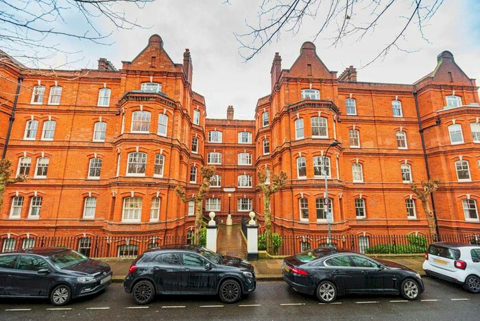 3 Bedroom Flat To Rent In Tennyson Mansions, Queens Club Gardens, London, W14