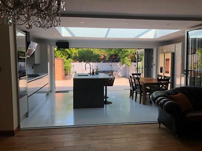 5 Bedroom Detached House To Rent In Springfield Avenue, Hampton, TW12
