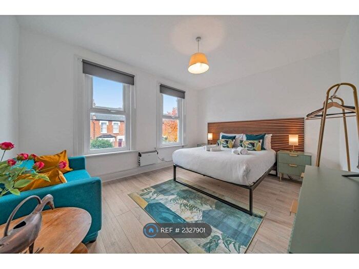 Studio To Rent In Bonchurch Road, London, W13