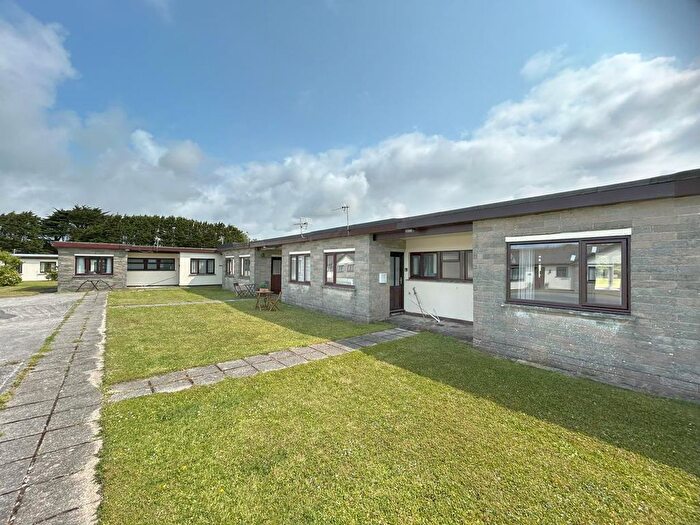 1 Bedroom Chalet For Sale In Predannack, The Lizard, TR12
