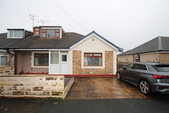 3 Bedroom Semi-Detached Bungalow To Rent In Claremont Grove, Wrose, Shipley, BD18
