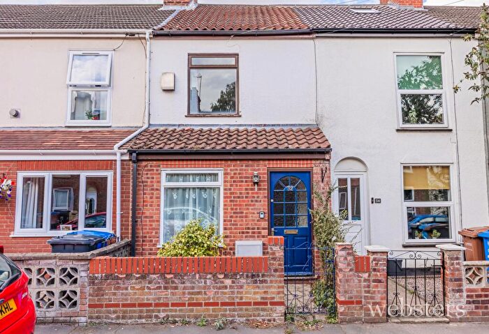 3 Bedroom Terraced House For Sale In Livingstone Street, Norwich, NR2
