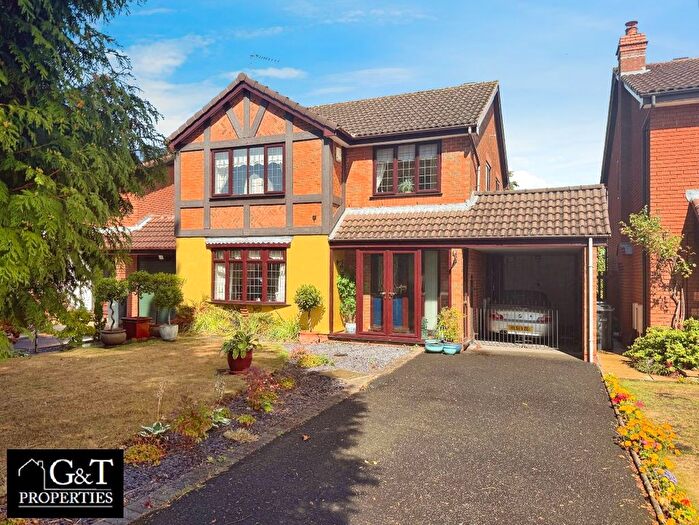 3 Bedroom Detached House For Sale In Mere Road, Stourbridge, DY8