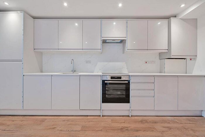 3 Bedroom Flat To Rent In Marlborough Road, London, N22